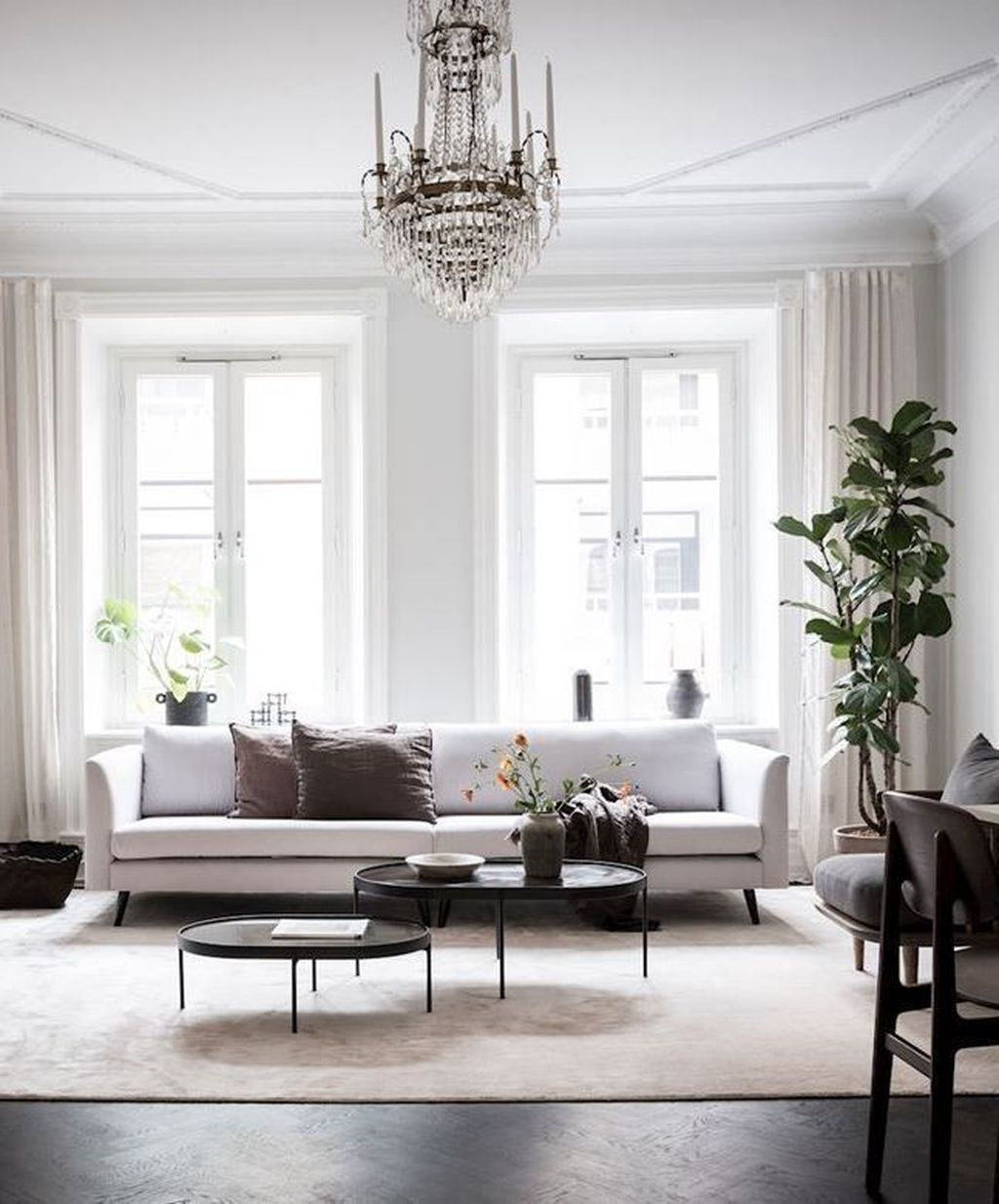 Elegant Living Room Design Ideas11