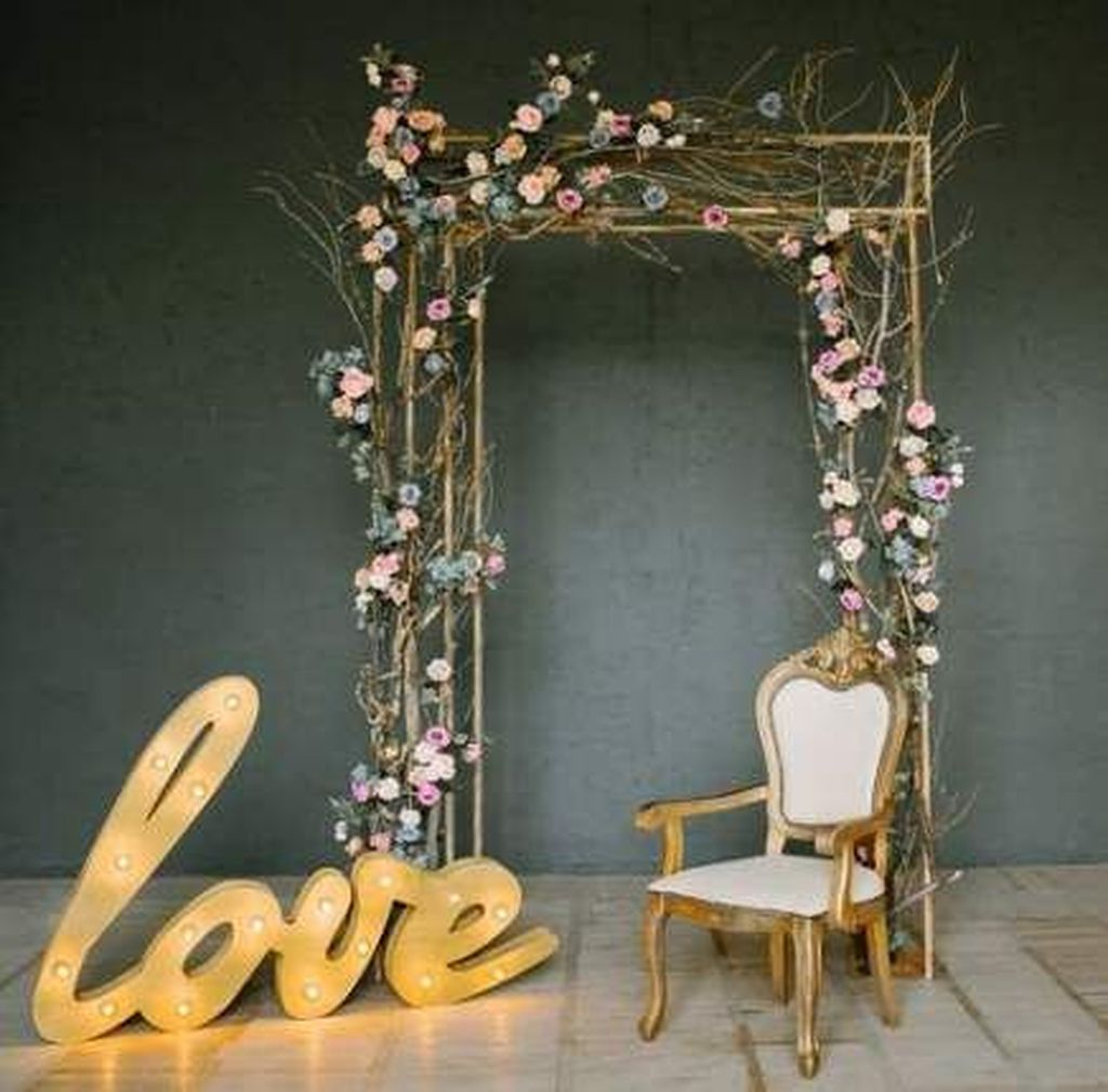 Unordinary Wedding Backdrop Decoration Ideas02