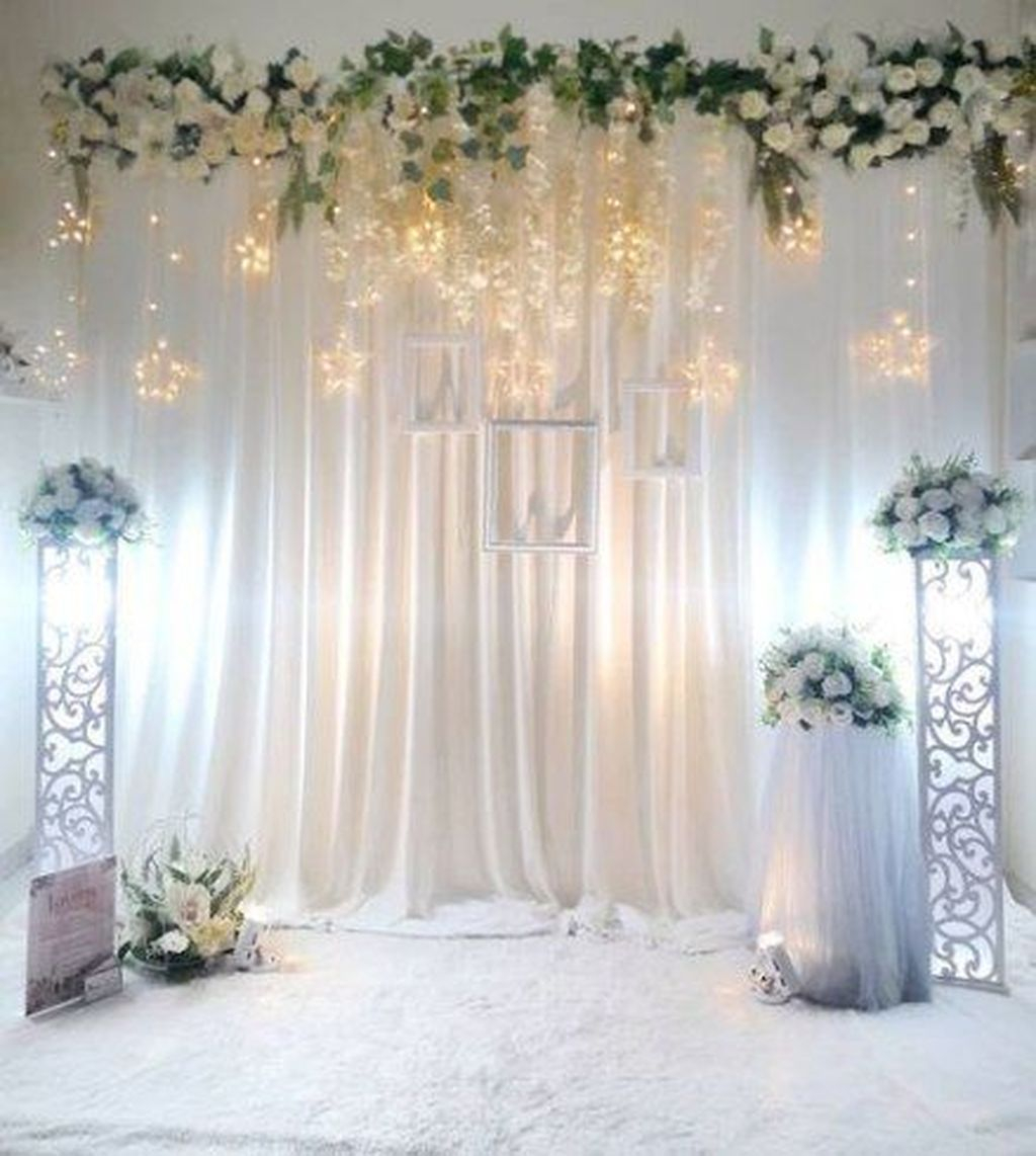 Unordinary Wedding Backdrop Decoration Ideas04