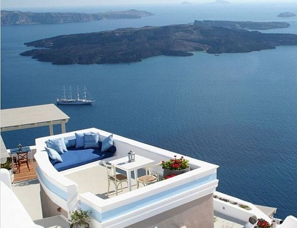 Top Hotel Terraces With The Most Breathtaking Views09